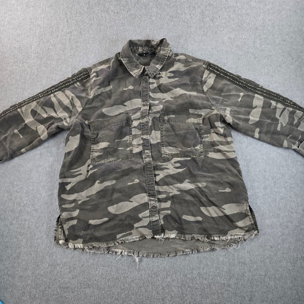 EXPRESS Camouflage Embellished Sleeve Button Down Shirt Women's Size Medium